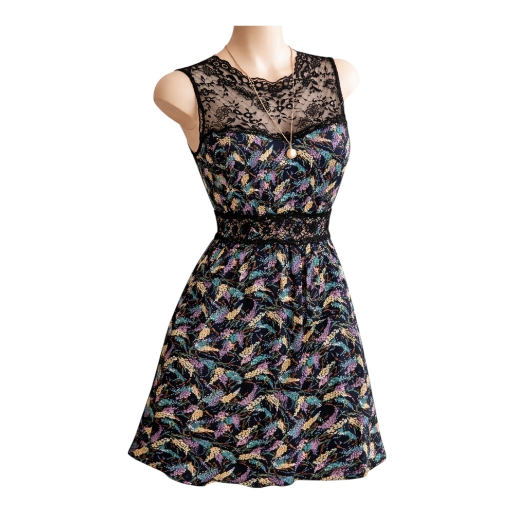 Free People Vintage Boho Mini dress Sleeveless Black Floral & Lace Fit & Flare